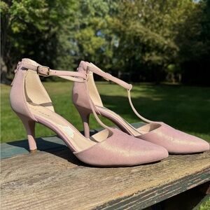 Cole Haan t-strap Pumps